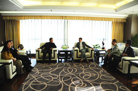 1353518956.jpg 1353518956.jpg