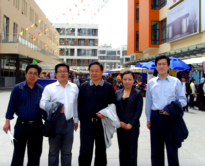 1307035005.jpg 1307035005.jpg